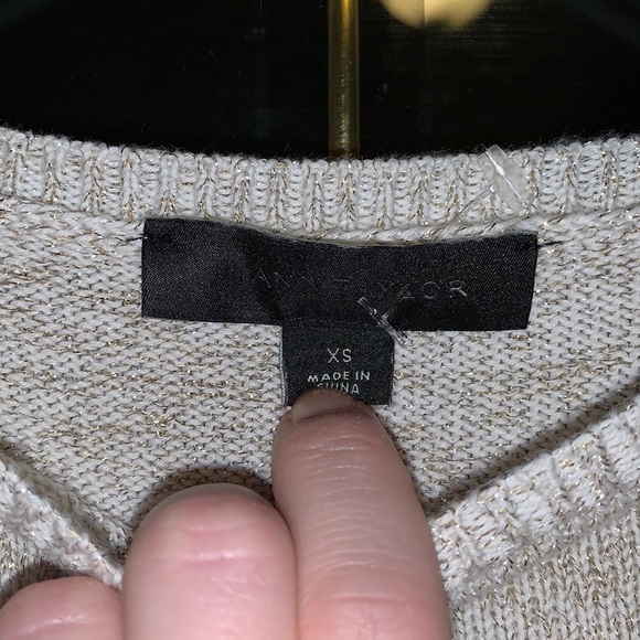 Ann Taylor Beige & Metallic Gold Shimmer Fringe Detail Puff Sleeve Sweater - Picture 15 of 16